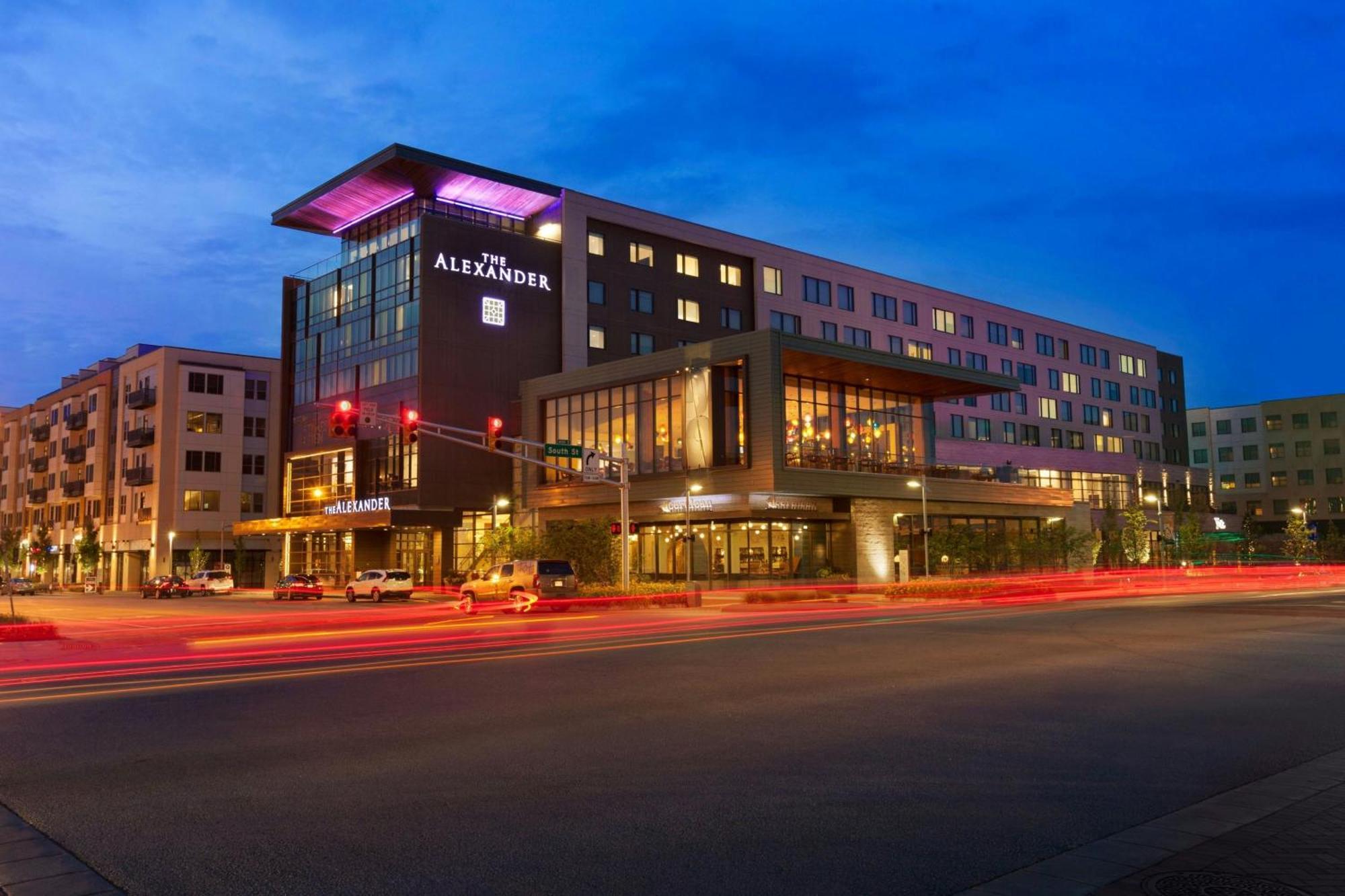 Hotel The Alexander Indianapolis Esterno foto